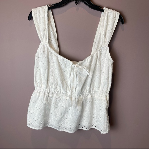 NWT Flag & Anthem Stitch Fix White Eyelet Top M - Picture 2 of 13